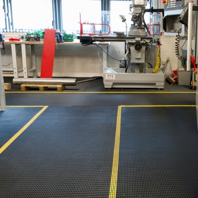 Vynagrip Plus Heavy Duty Industrial Matting Factory Walkway