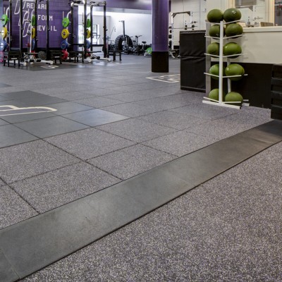 UltraTile Rubber Tiles installed in weight room with reducers